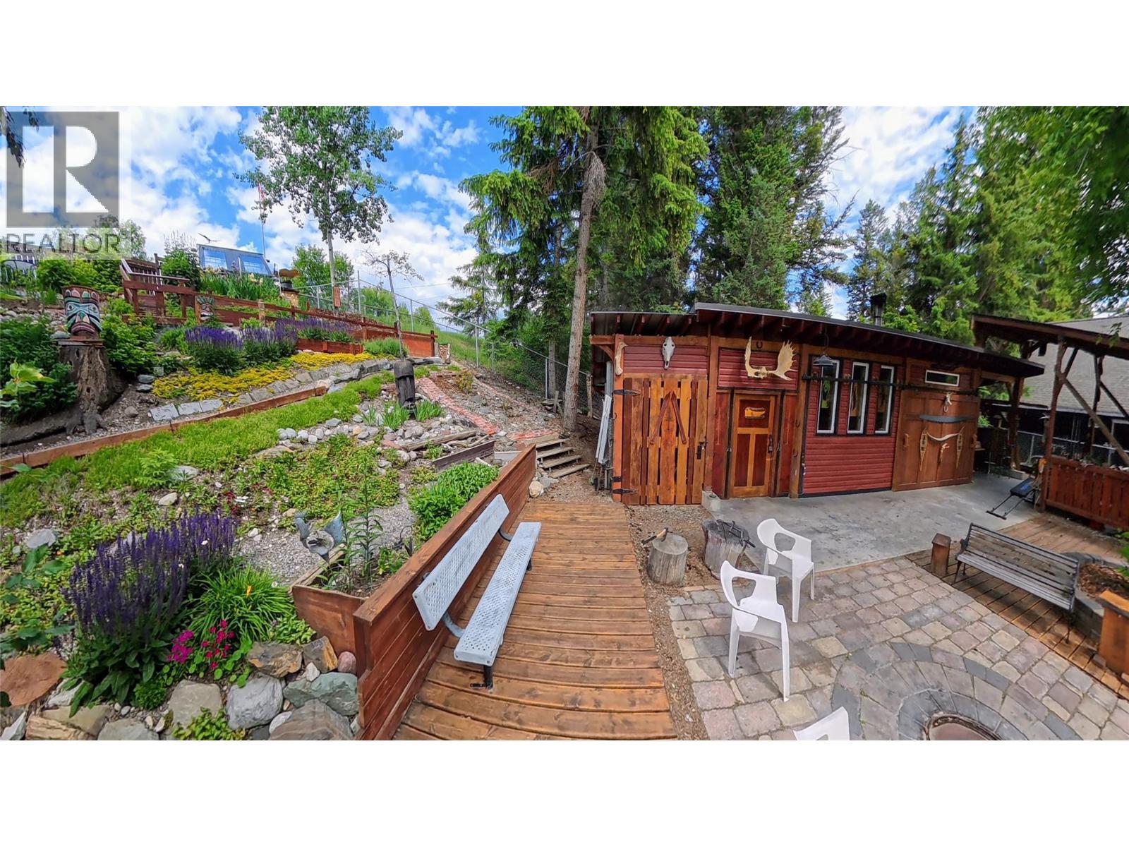 1768 Victoria Avenue - 15