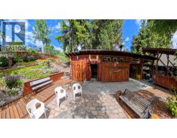 1768 Victoria Avenue, Windermere, BC V0B2L2 Photo 17