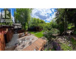 1768 Victoria Avenue, Windermere, BC V0B2L2 Photo 24