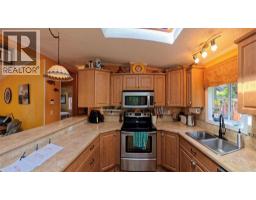 1768 Victoria Avenue, Windermere, BC V0B2L2 Photo 35