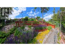 1768 Victoria Avenue, Windermere, BC V0B2L2 Photo 28