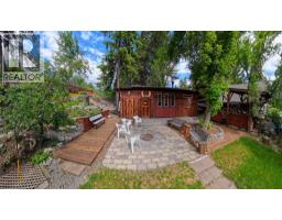 1768 Victoria Avenue, Windermere, BC V0B2L2 Photo 14