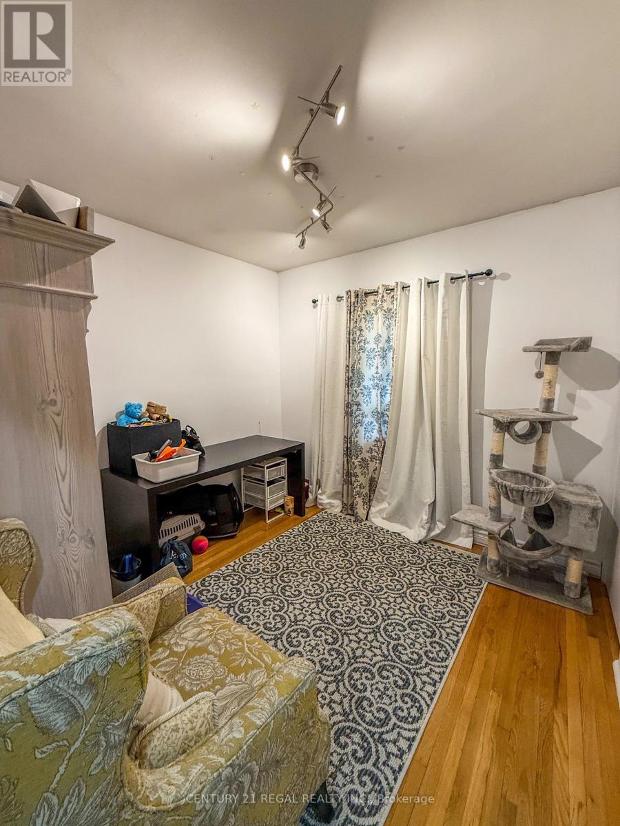 1507 PHARMACY AVENUE - 17