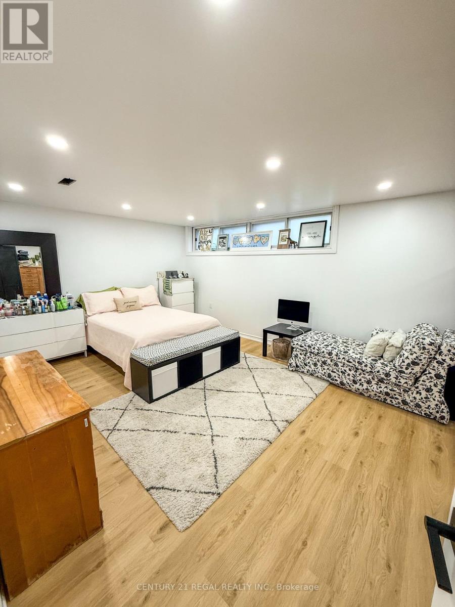 1507 PHARMACY AVENUE - 10