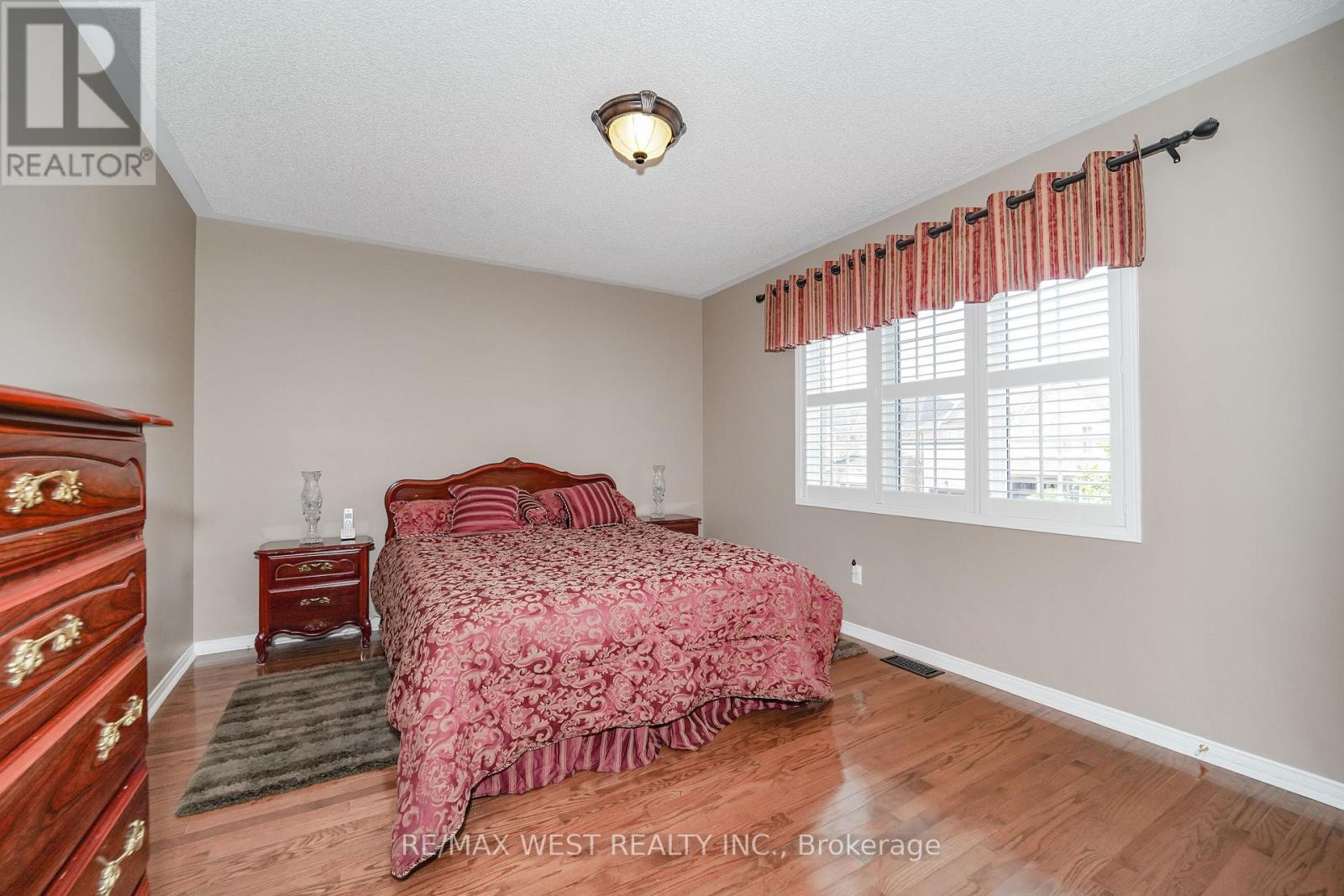 63 LOCKHEED CRESCENT - Image 7