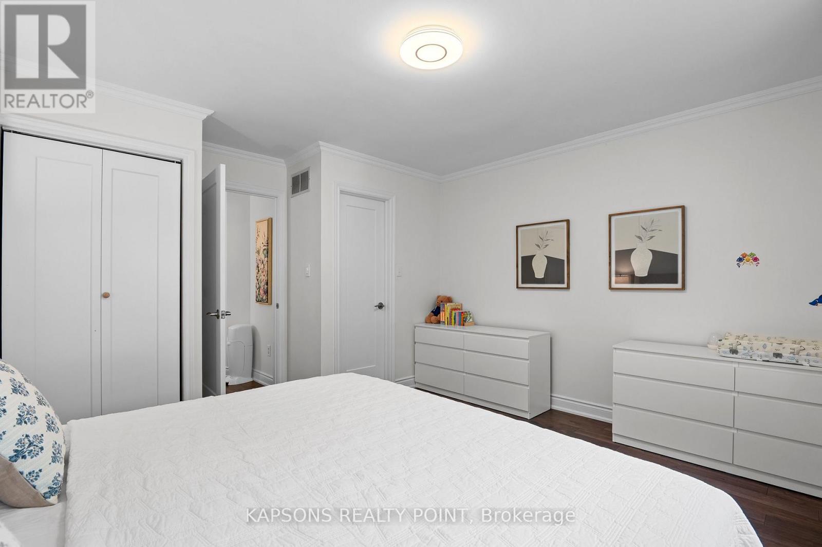 1255 WOODHILL COURT - Image 24