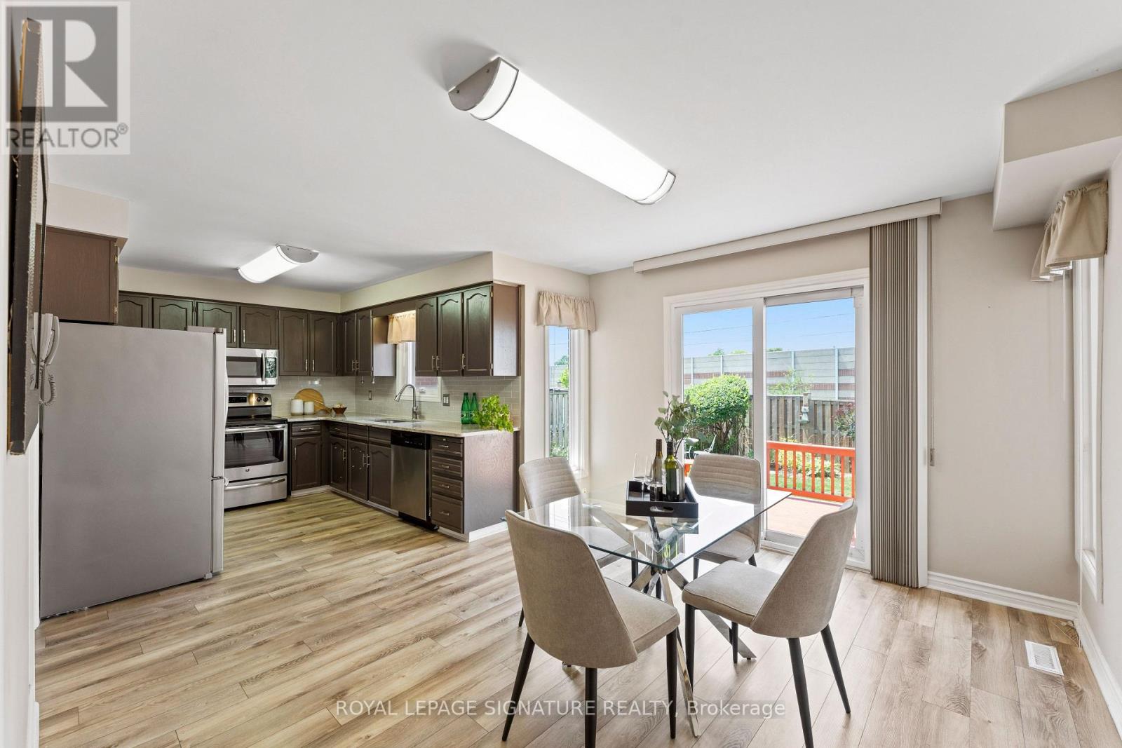 146 BEAVER BEND CRESCENT - 12