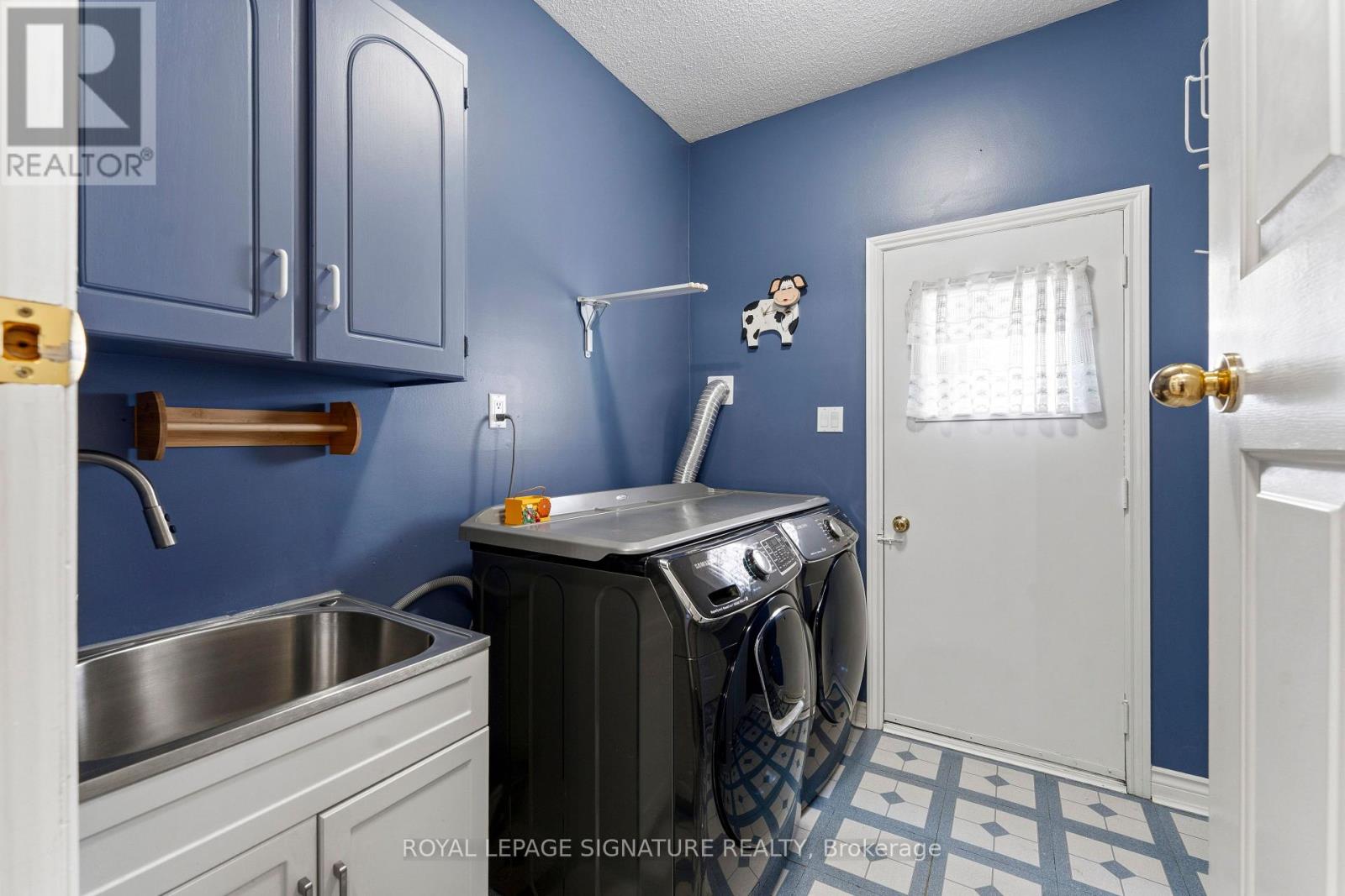 146 BEAVER BEND CRESCENT - 19