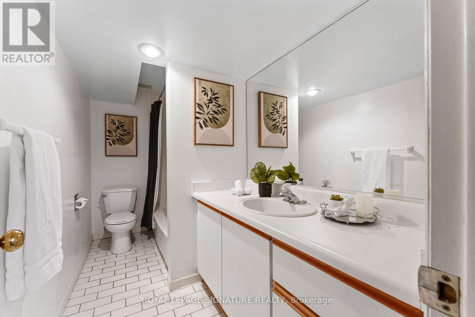 146 BEAVER BEND CRESCENT - 43