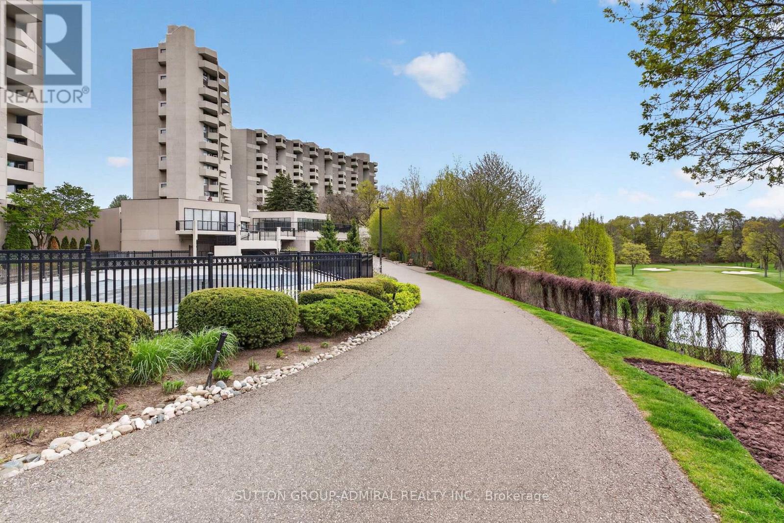 #D19 300 MILL ROAD - 33