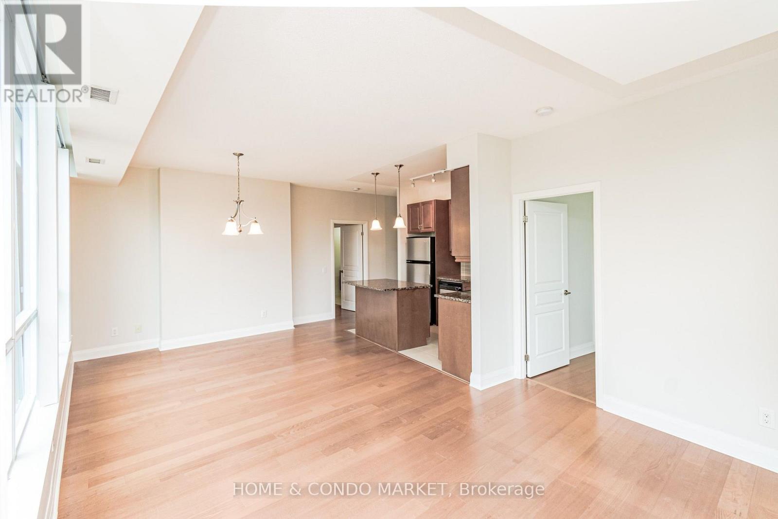 #315 1 HURONTARIO STREET - 14