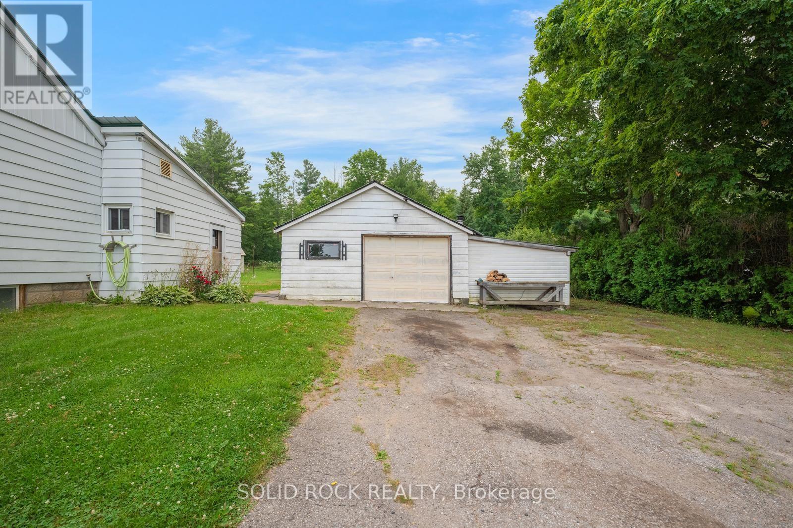 8699 DALE ROAD - 3