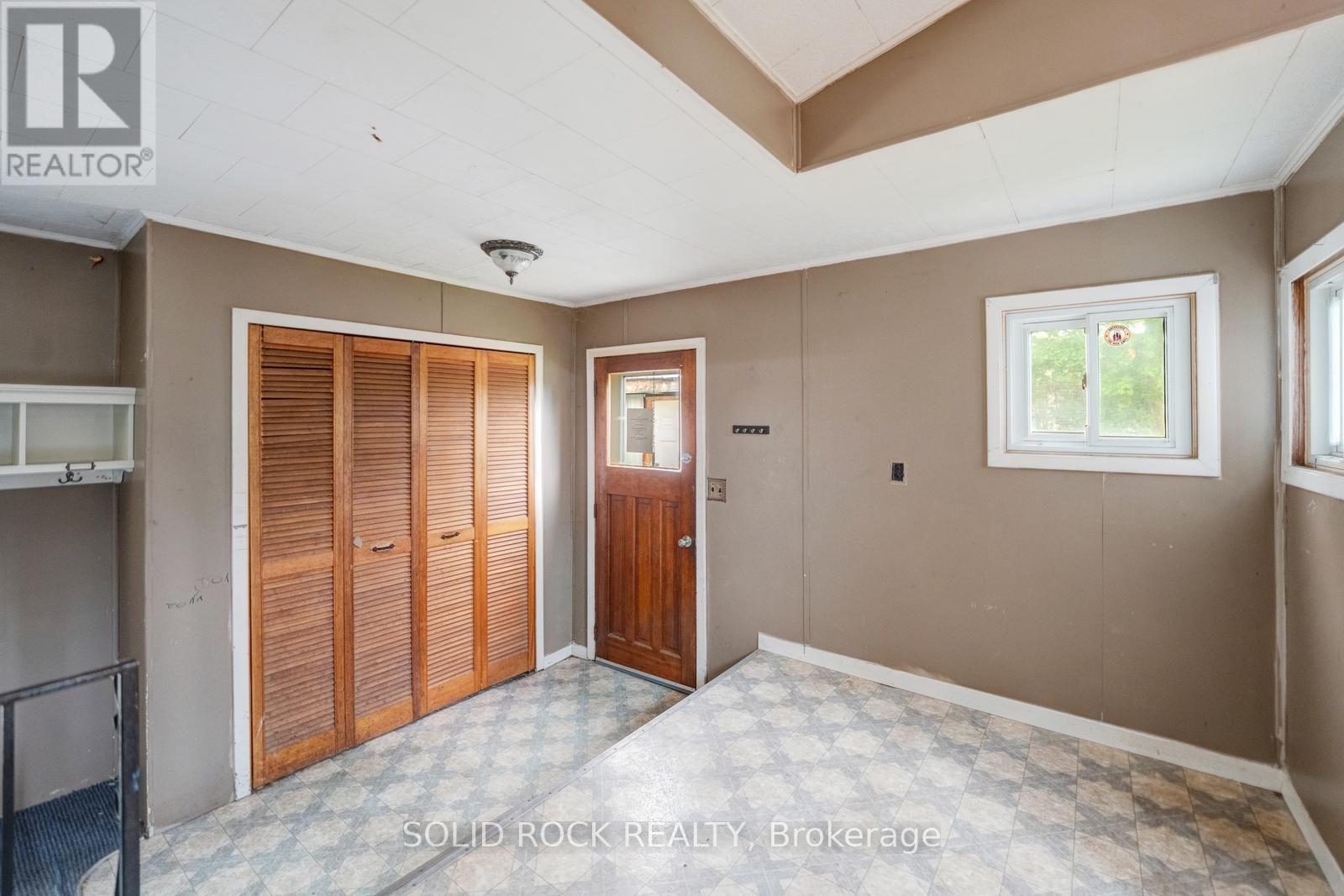 8699 DALE ROAD - 5
