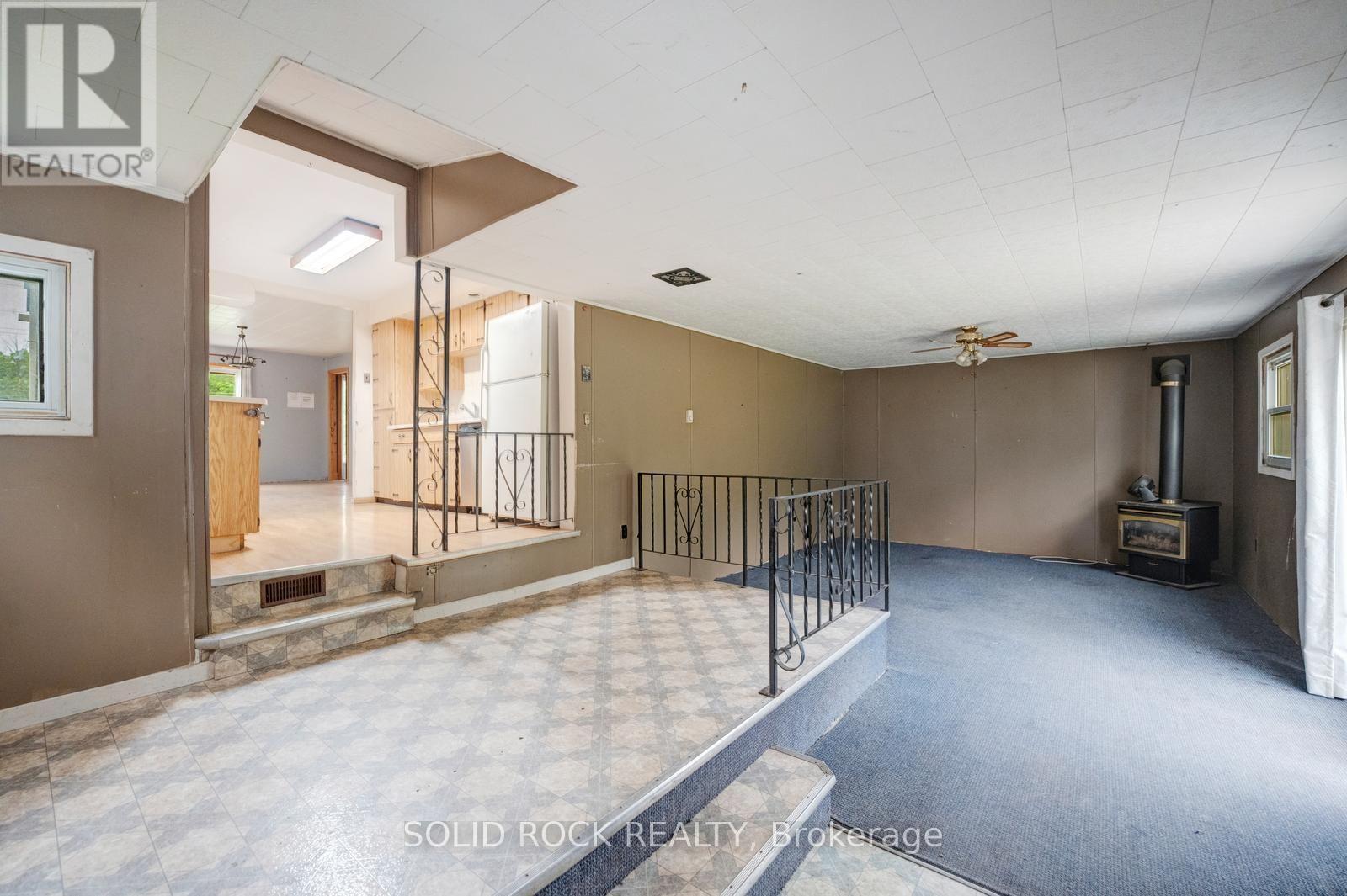 8699 DALE ROAD - 6