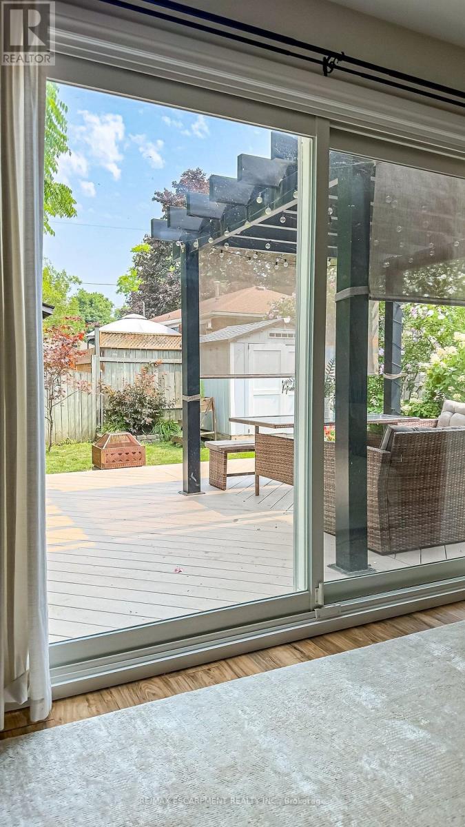 4 BALMORAL COURT - 38