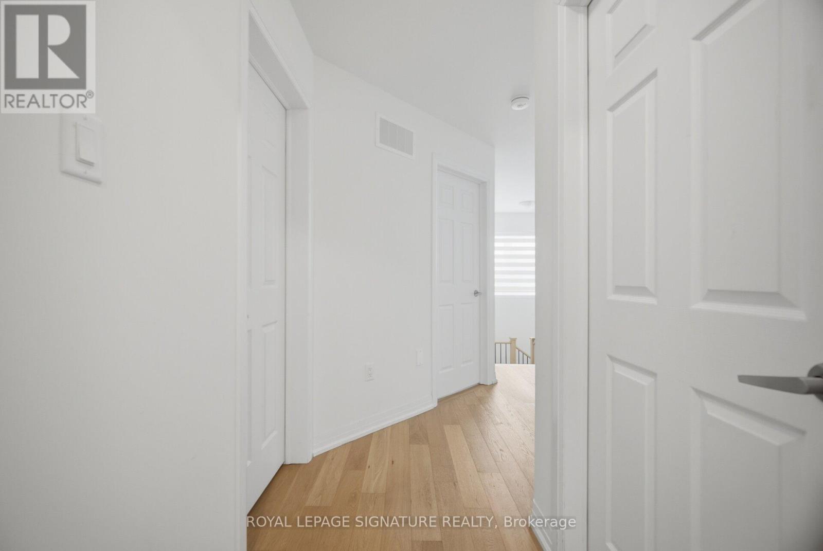 240 VELVET WAY - 32