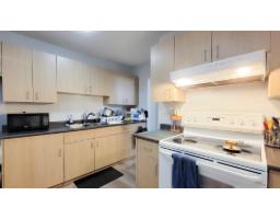 214 33400 Bourquin Place, Abbotsford, BC V2S5G3 Photo 11