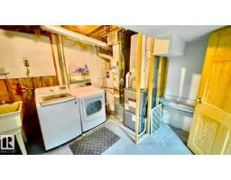 5144 37 Av Nw, Edmonton, AB T6L1C8 Photo 12