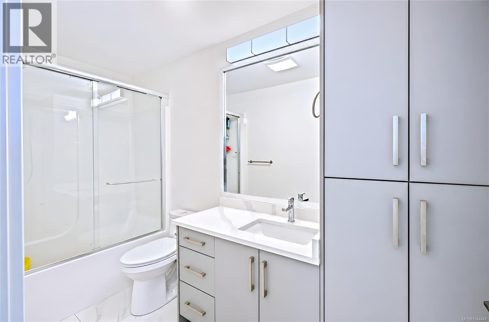 840 Inez Pl - 7