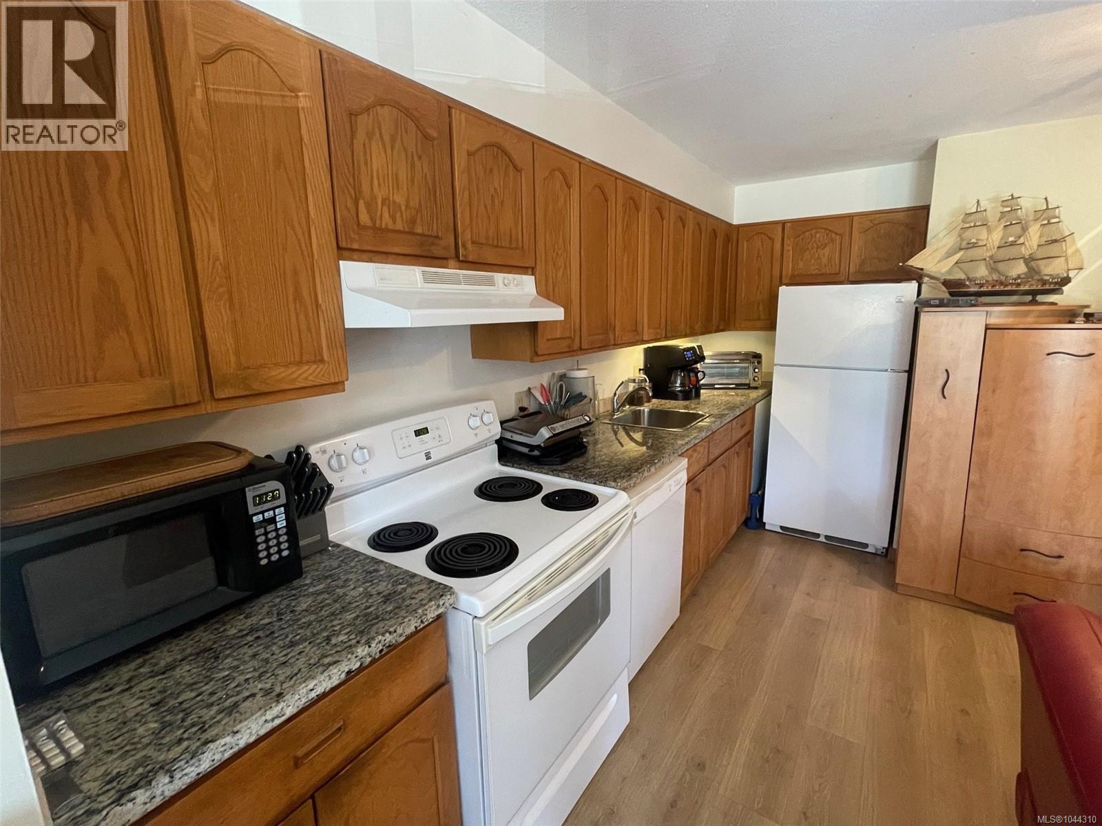 #304 30 Cavan St - 17