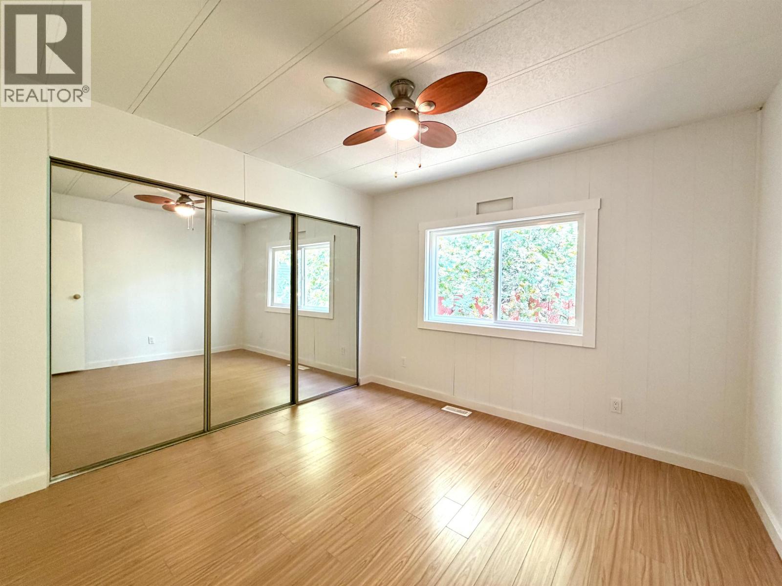 #9 4620 LOWRIE AVENUE - Image 10