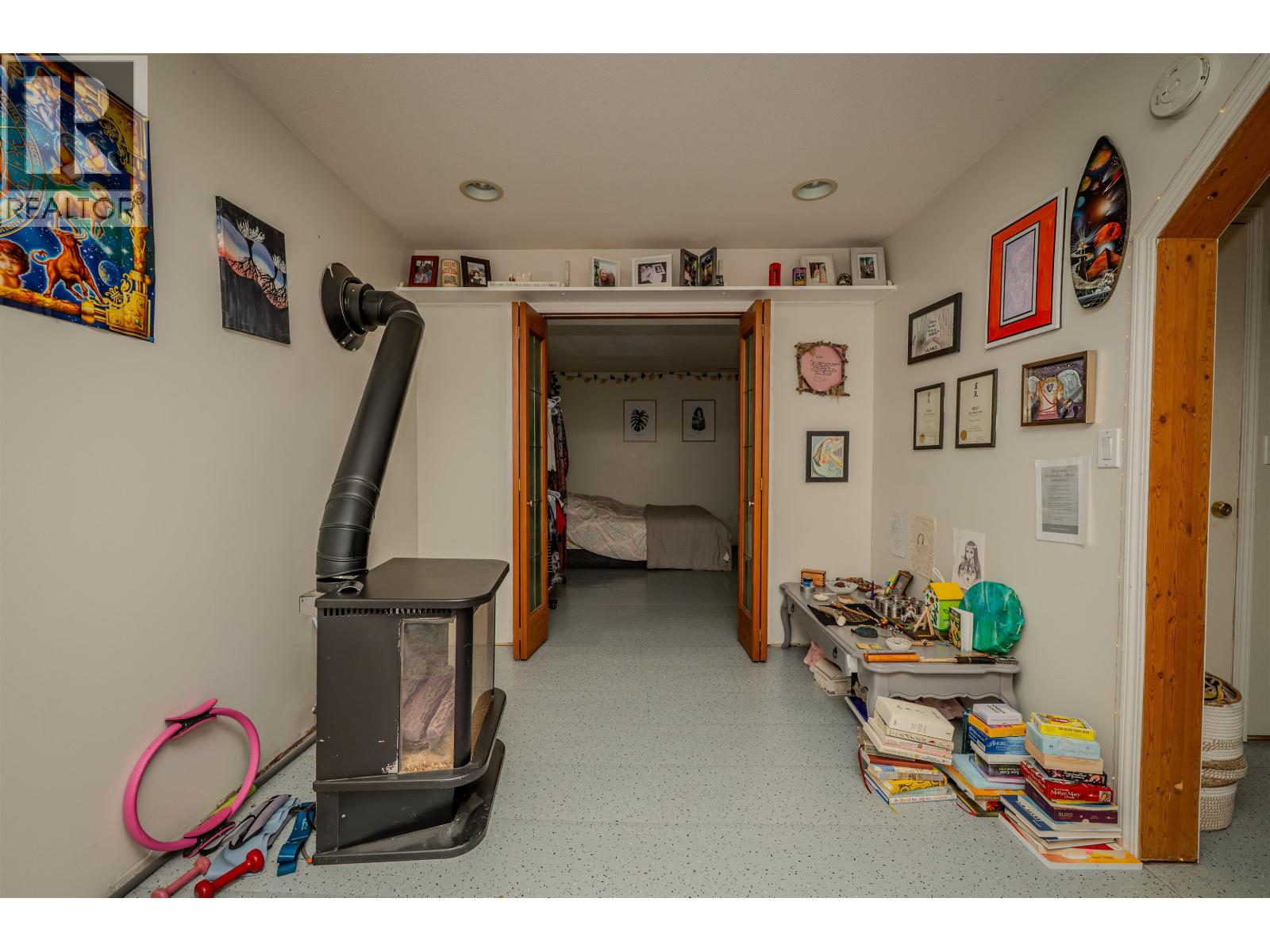 551 PEARKES DRIVE - 24