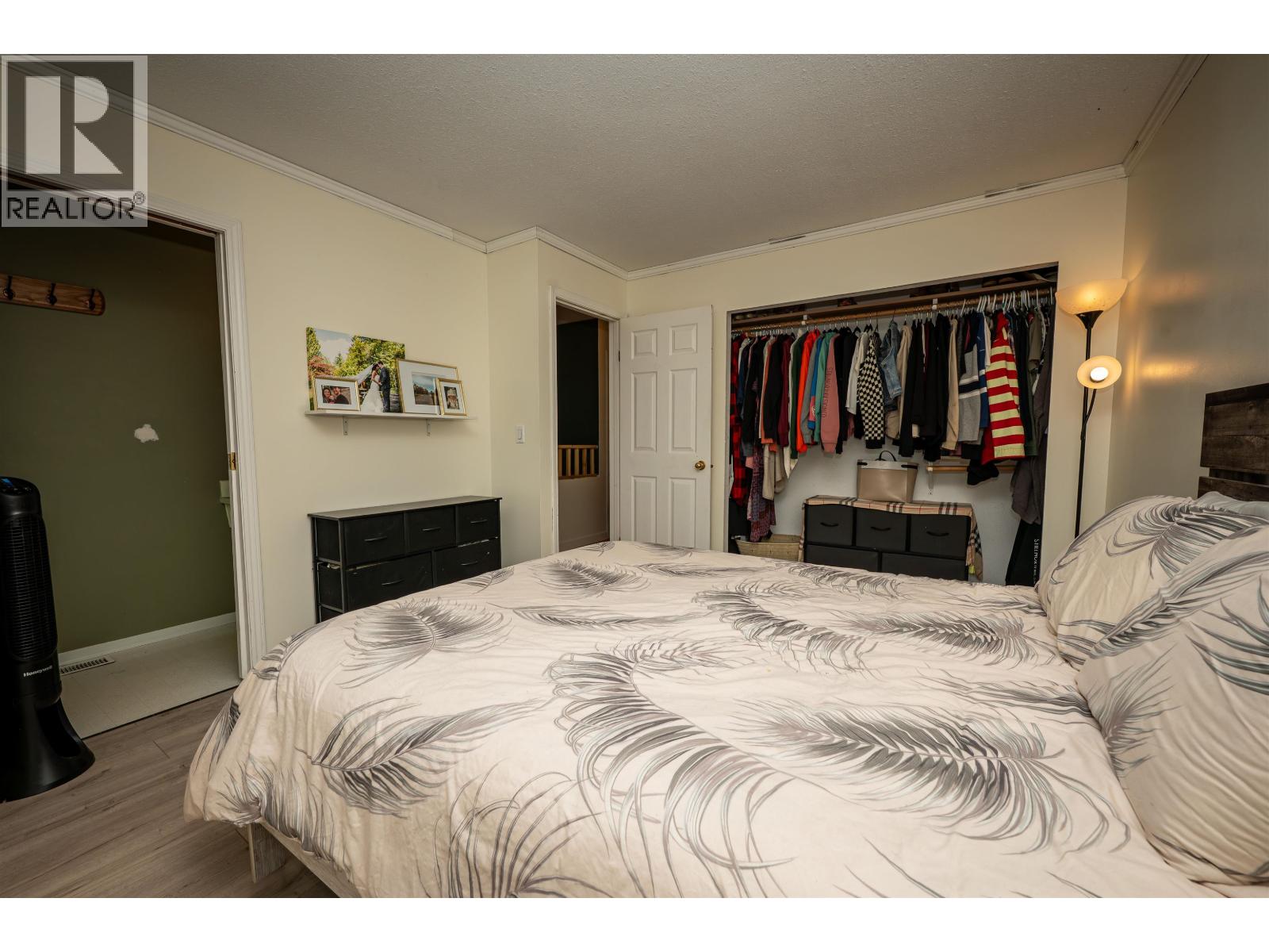 551 PEARKES DRIVE - 14