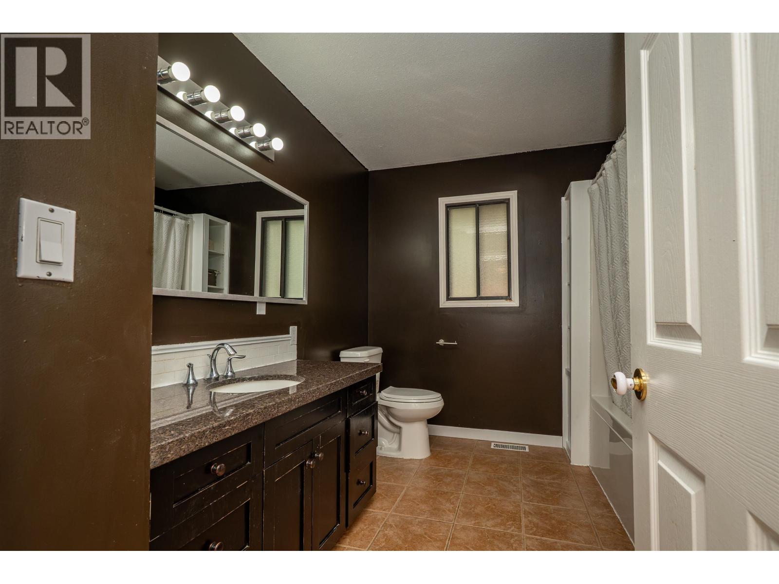 551 PEARKES DRIVE - 29