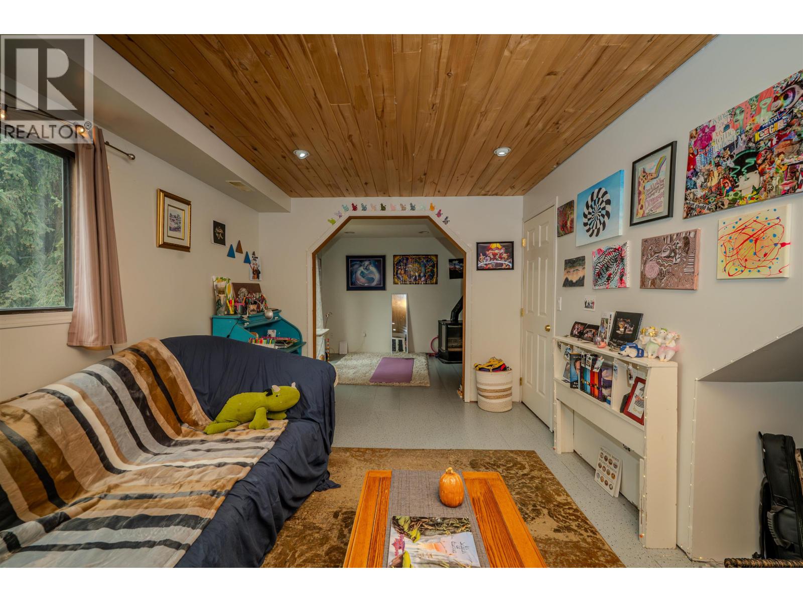 551 PEARKES DRIVE - 23