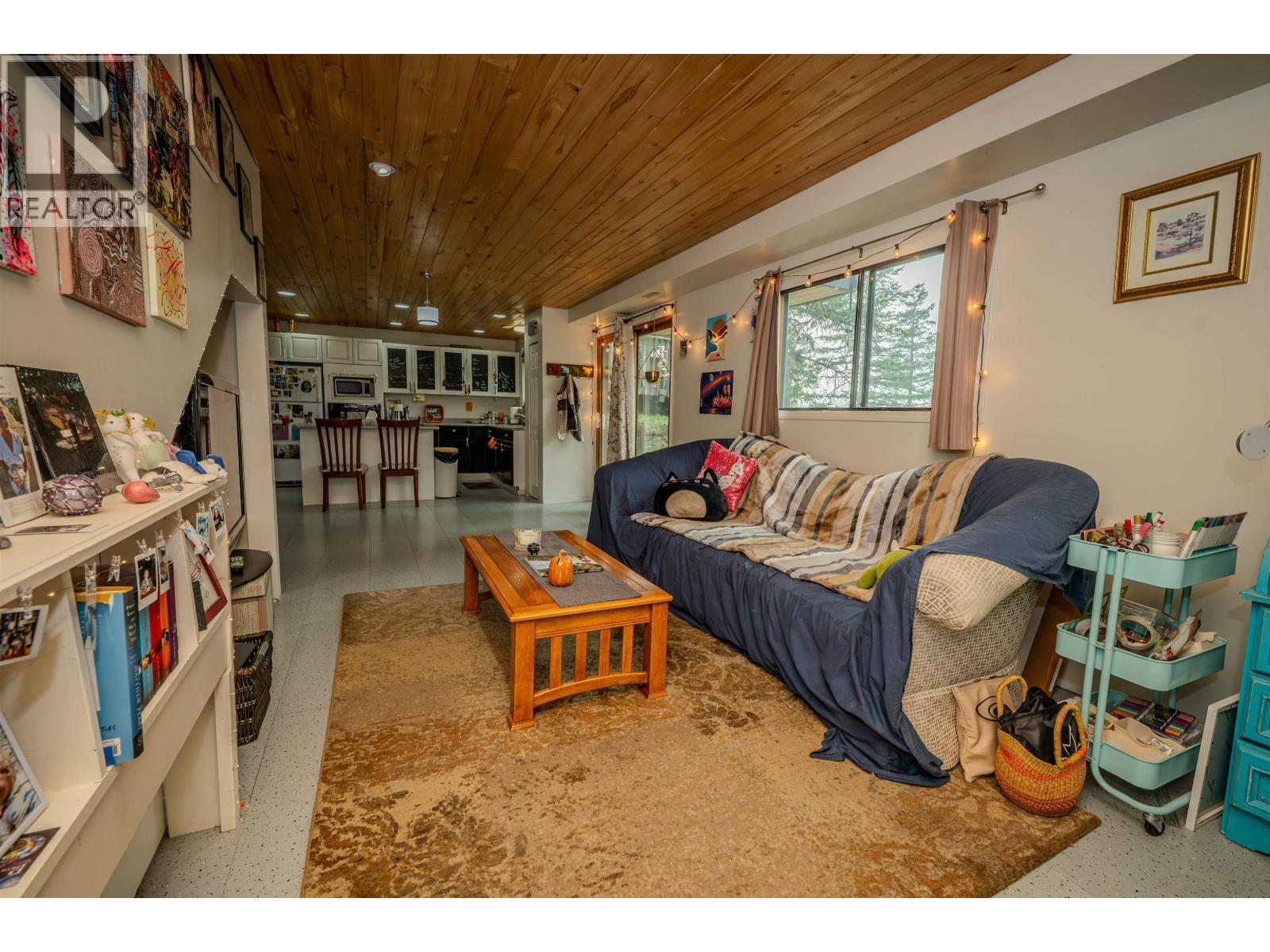 551 PEARKES DRIVE - 21