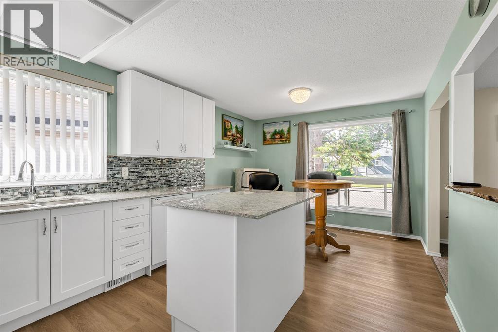 173 Margate Close NE - 8