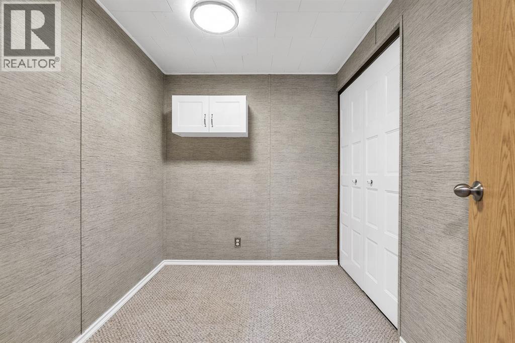 173 Margate Close NE - 21