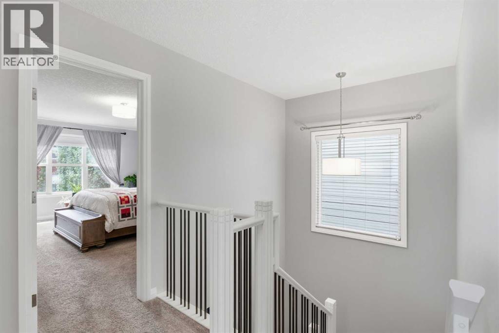81 Riviera View, Cochrane