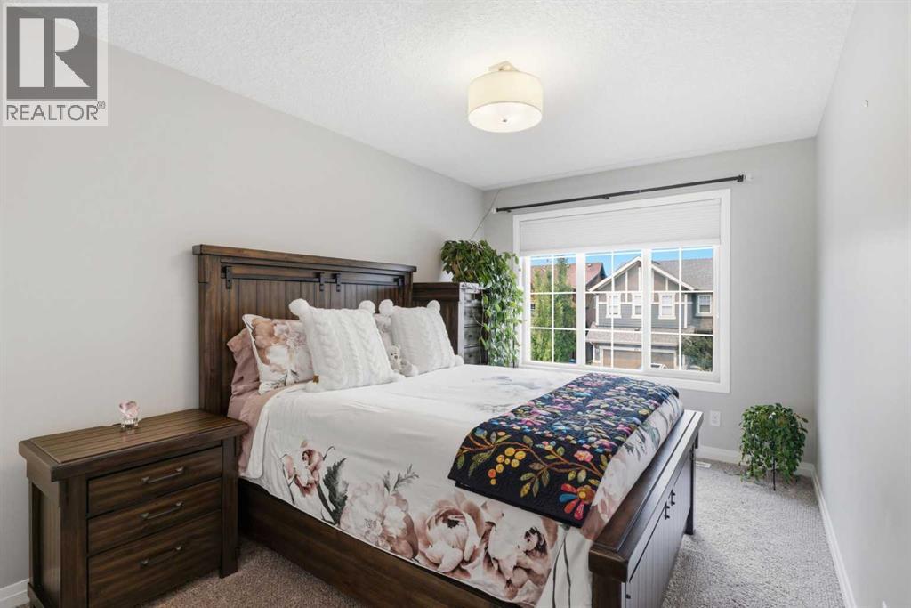 81 Riviera View, Cochrane