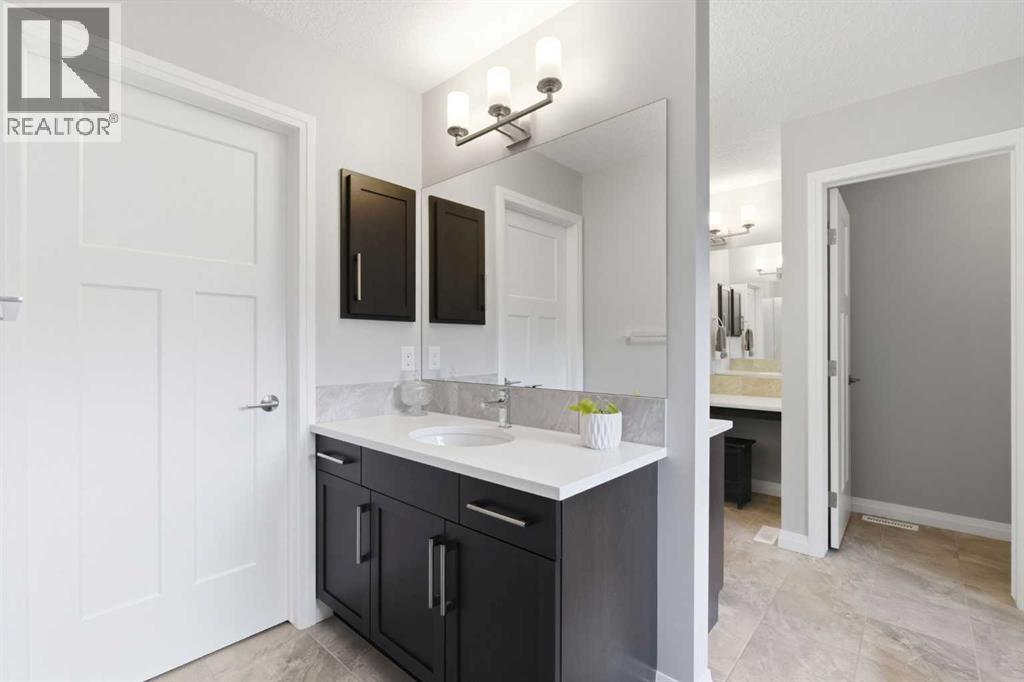 81 Riviera View, Cochrane