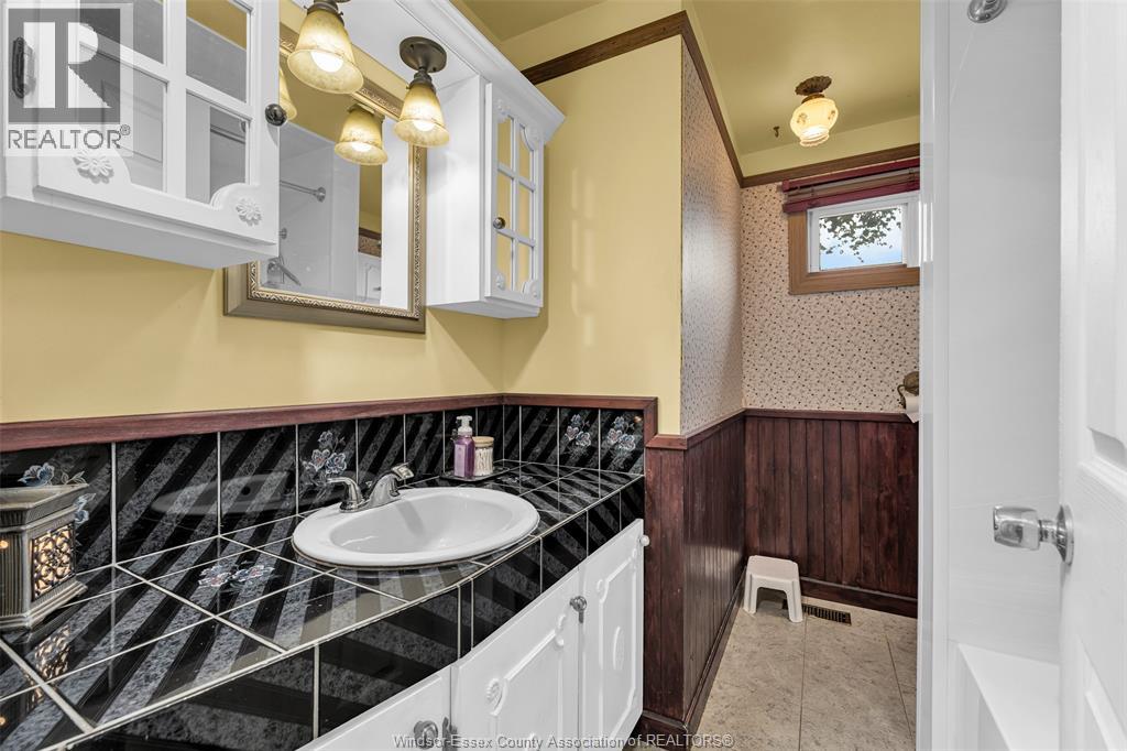 1664 GREENVIEW CRESCENT - 14