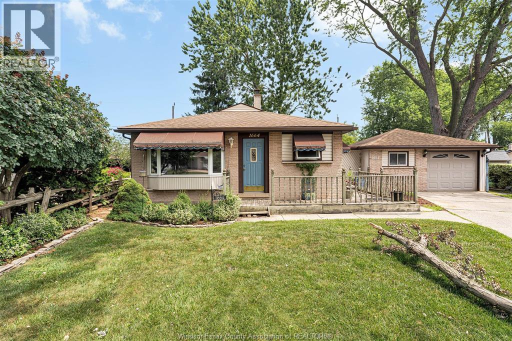 1664 GREENVIEW CRESCENT - 3
