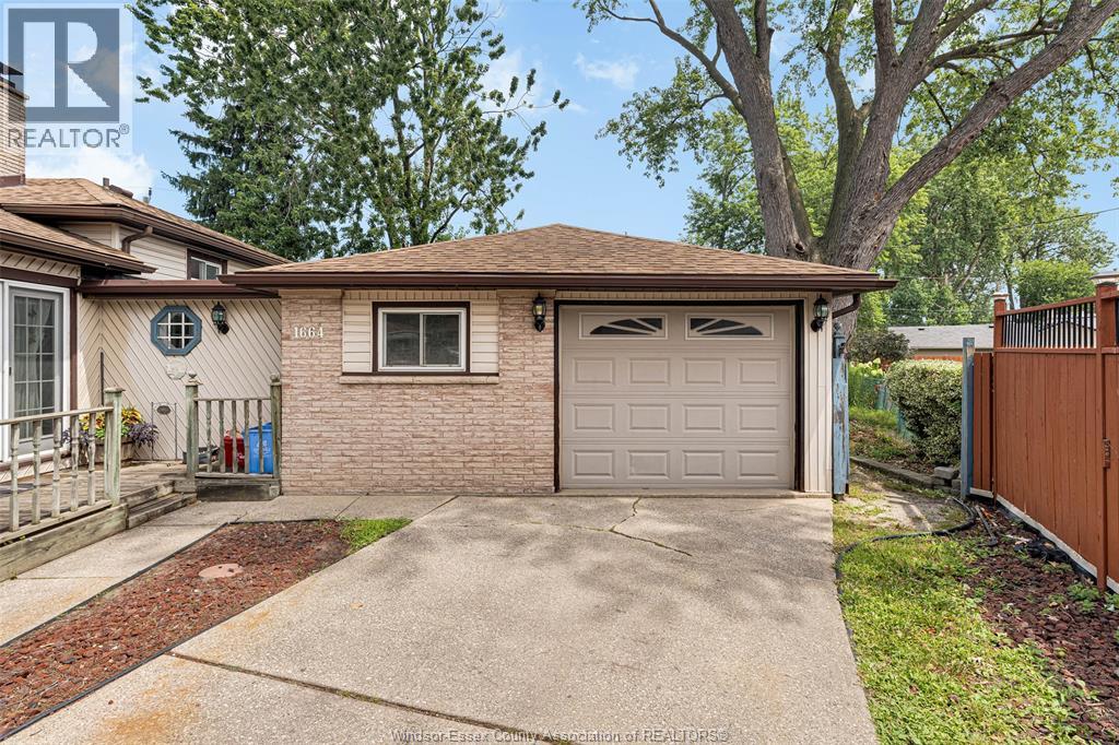 1664 GREENVIEW CRESCENT - 4