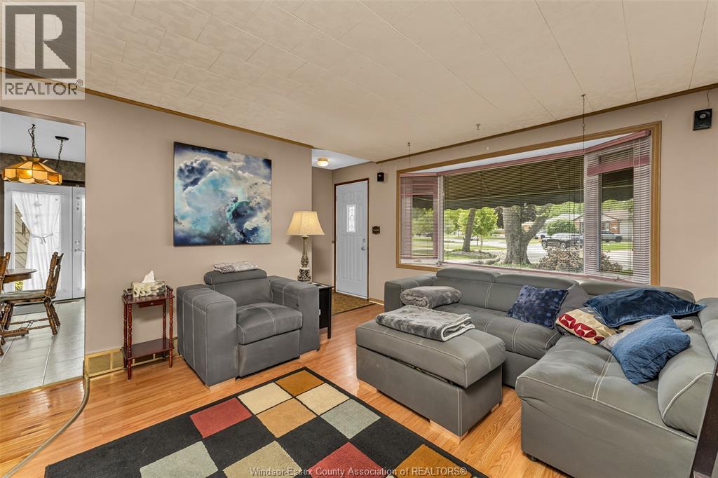 1664 GREENVIEW CRESCENT - 5