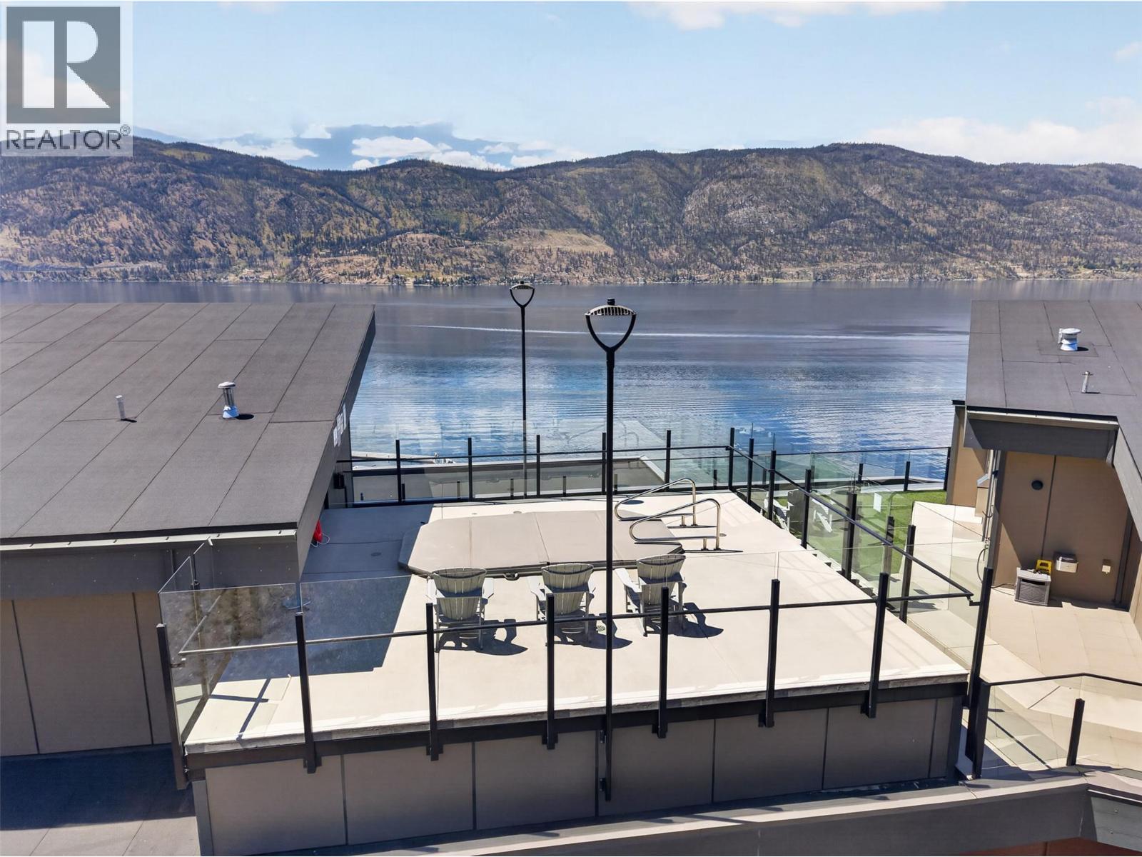 #101 3434 Mckinley Beach Drive - 36
