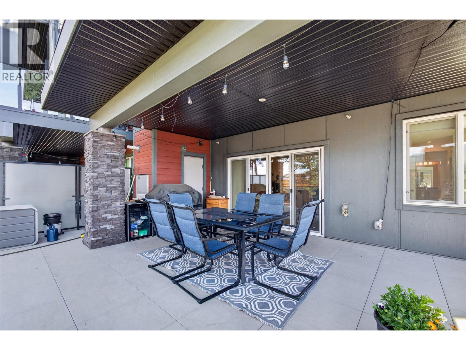 101 3434 Mckinley Beach Drive, Kelowna