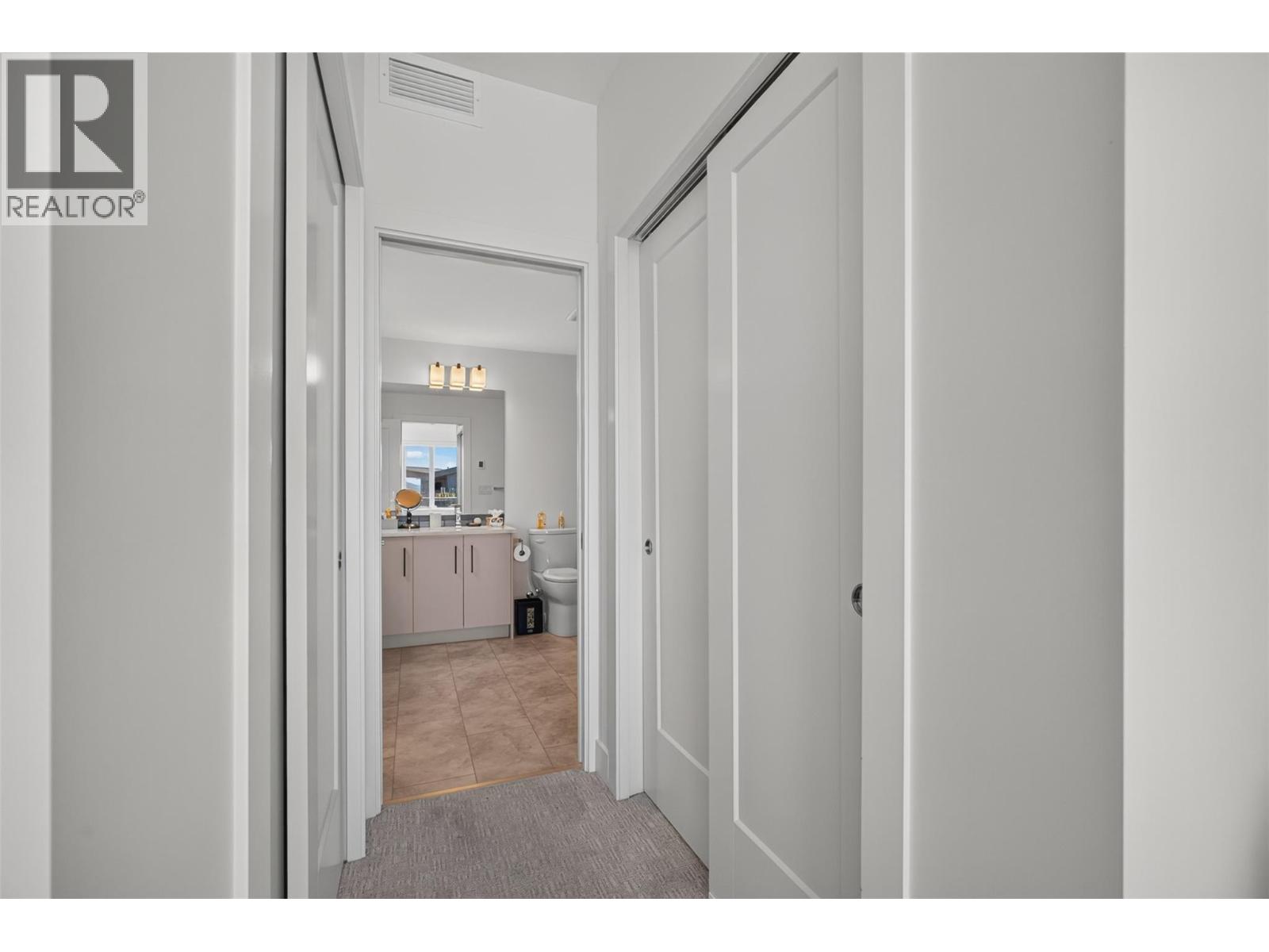 101 3434 Mckinley Beach Drive, Kelowna