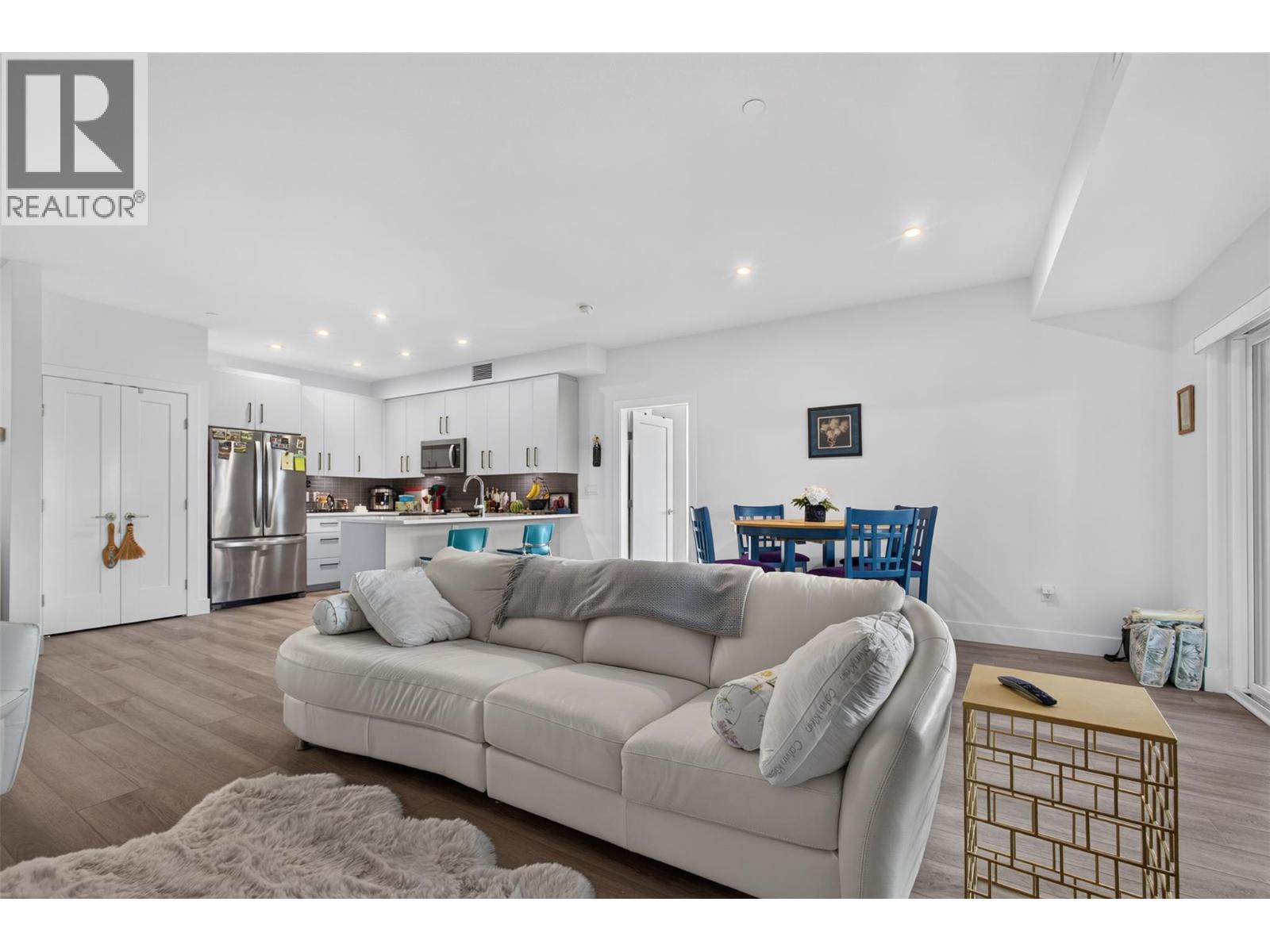 101 3434 Mckinley Beach Drive, Kelowna