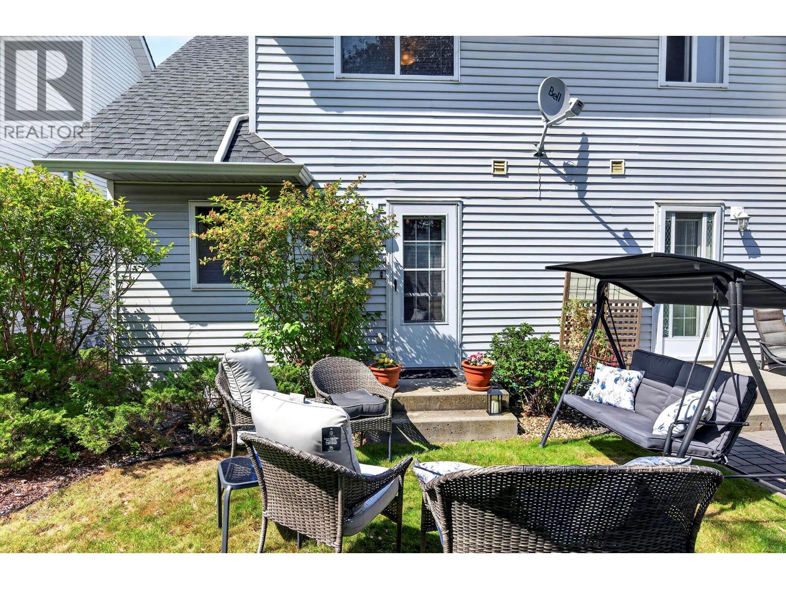 #6 2084 Robson Place - 30