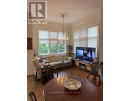 49 Montclair Avenue, Toronto, ON M5P1P5 Photo 11