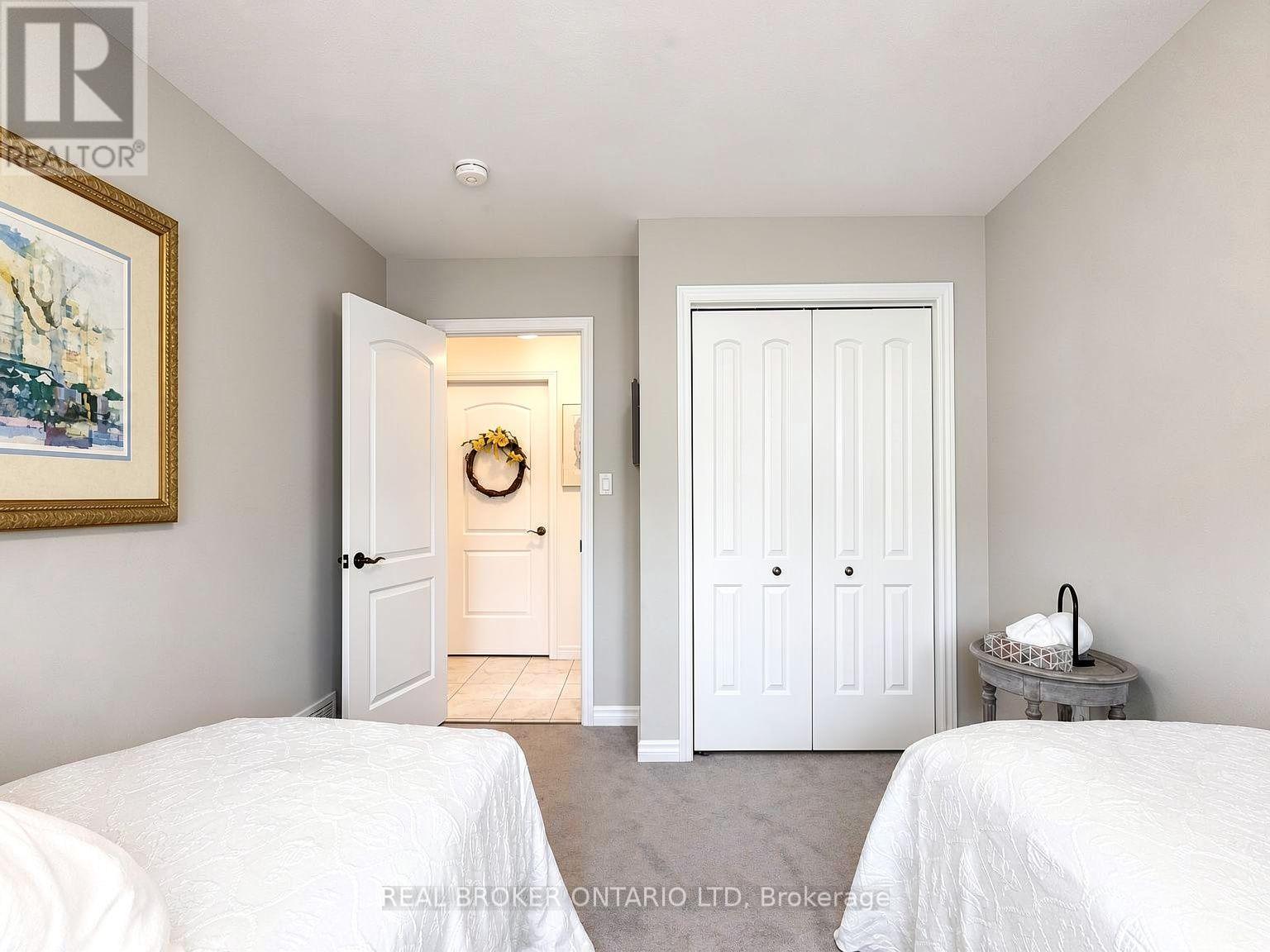 214 EMERY STREET - 24