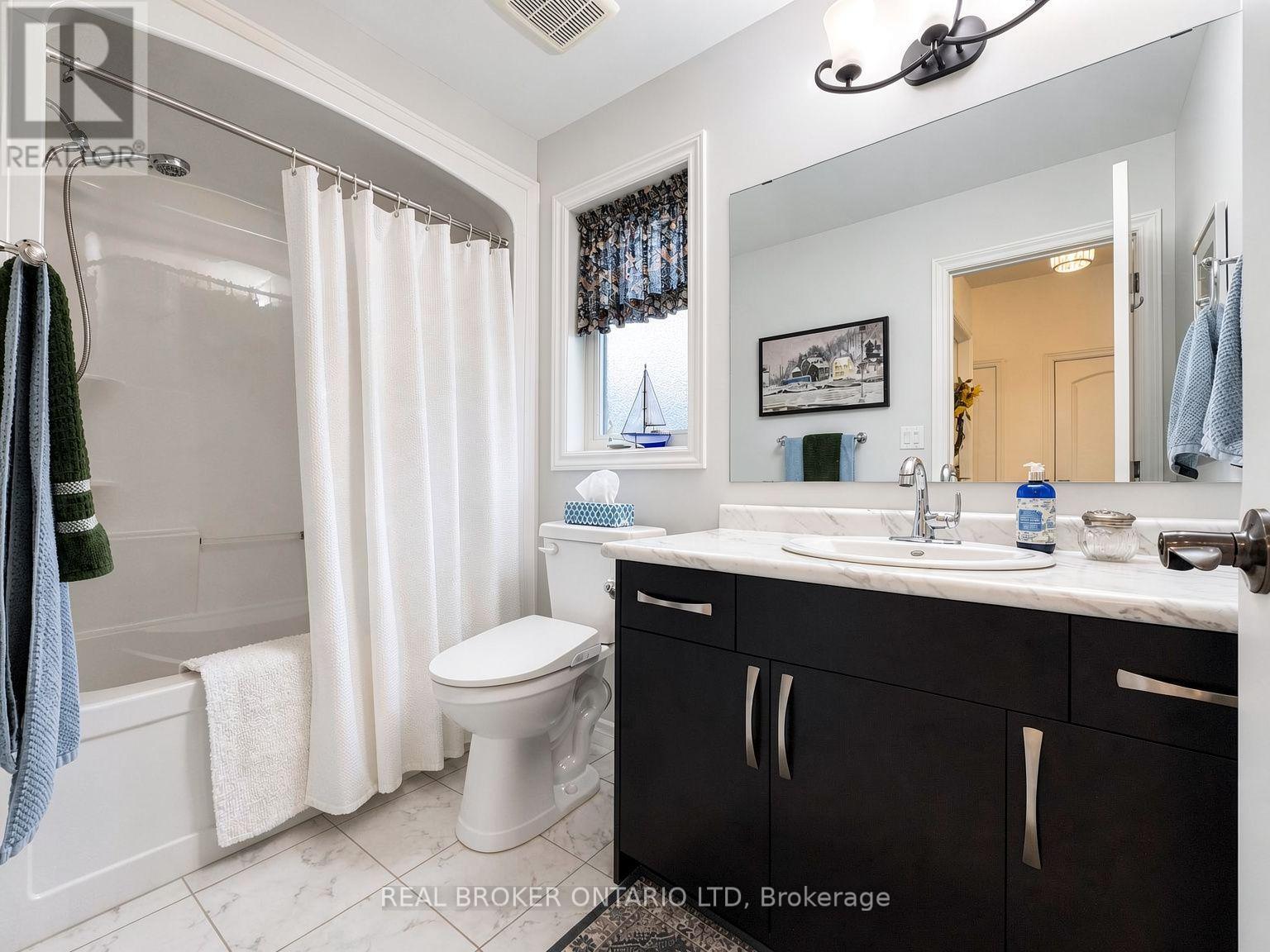 214 EMERY STREET - 26