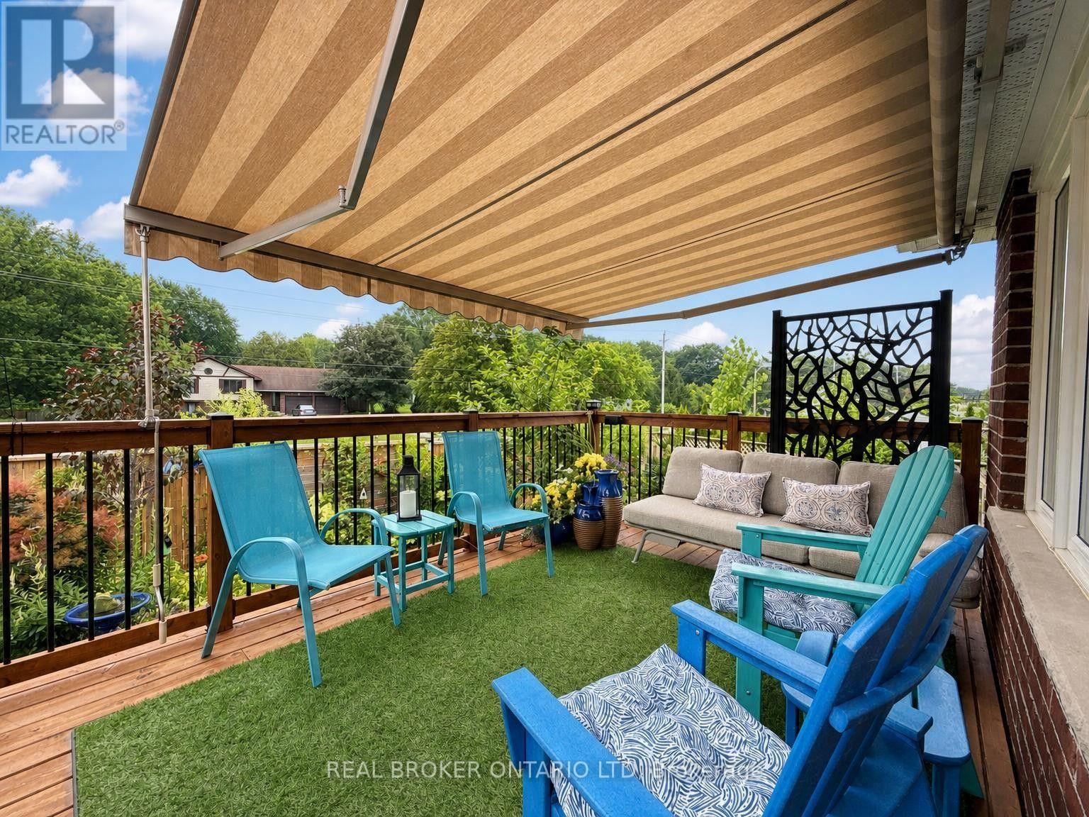 214 EMERY STREET - 32