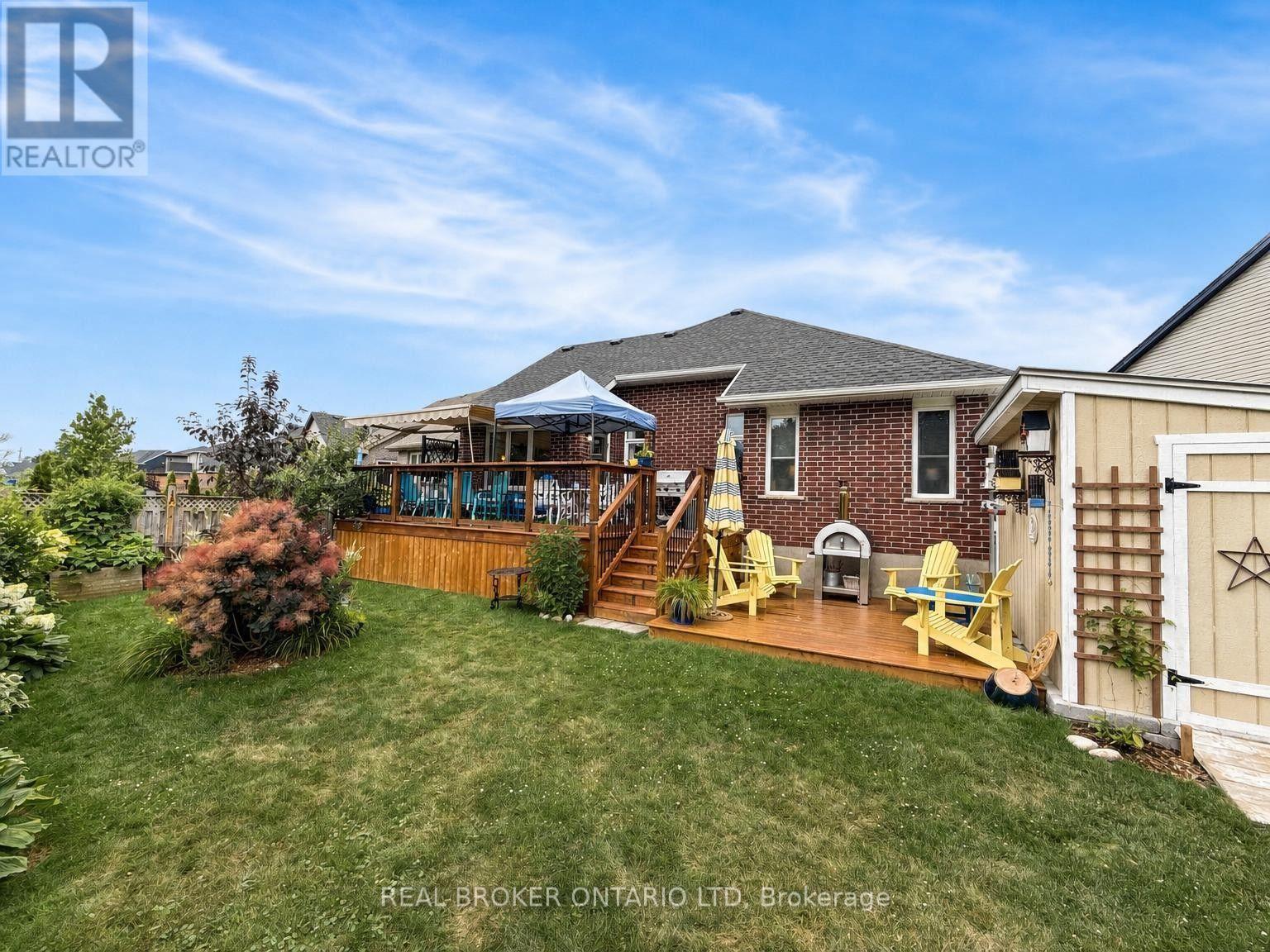 214 EMERY STREET - 38