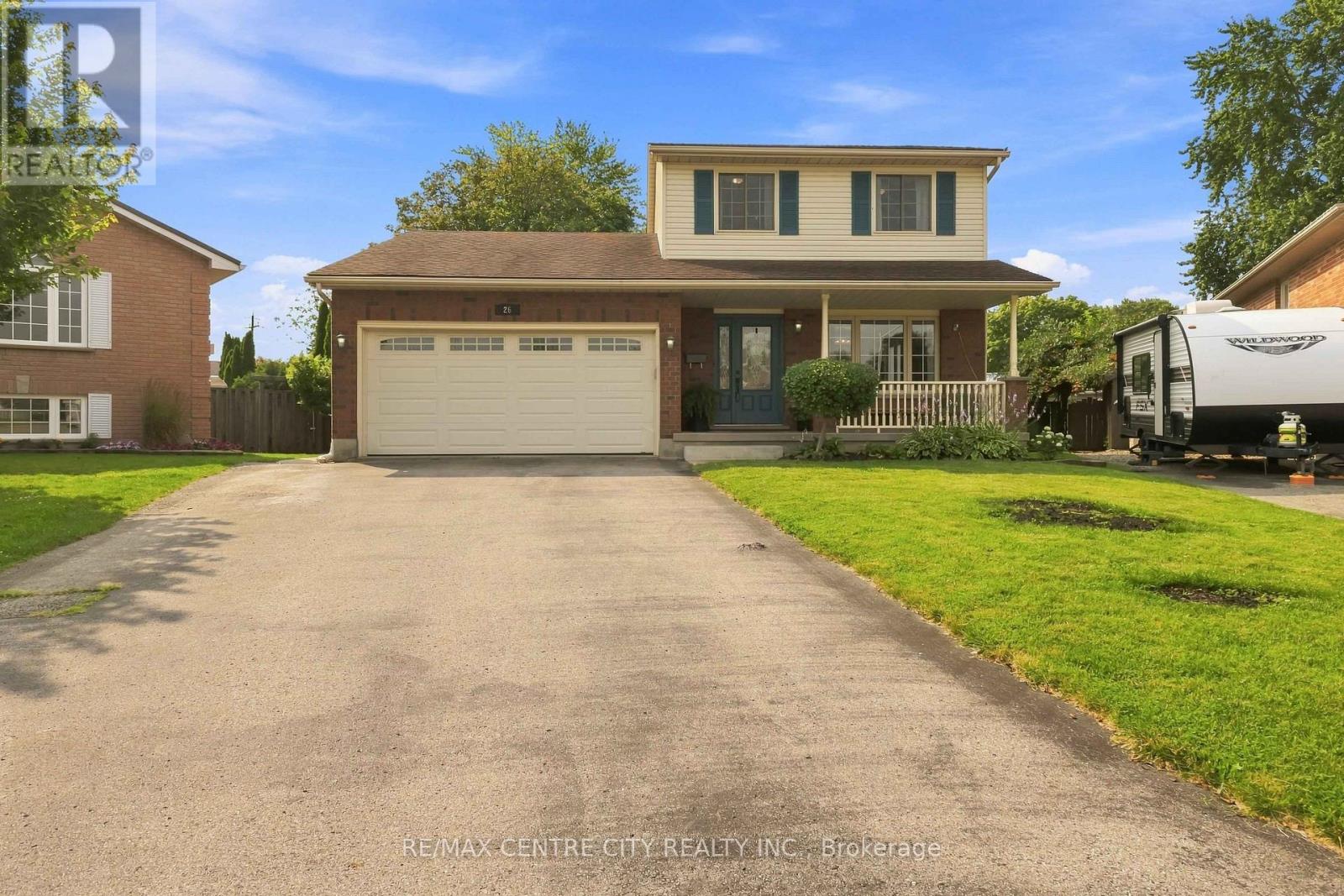 26 OLDEWOOD CRESCENT - Image 3